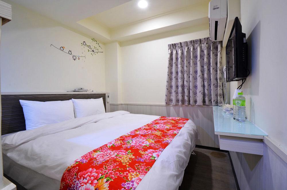 Galaxy Mini Inn Taipei Eksteriør billede